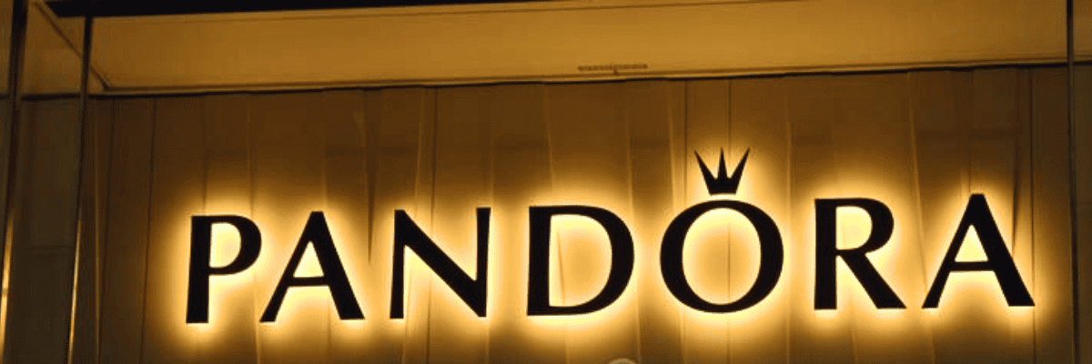 shop signboard Dubai